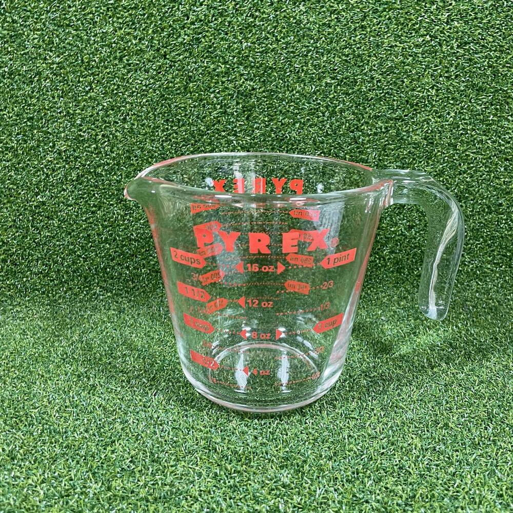 Vintage PYREX Glass Measuring Cup Red Lettering 2 Cup